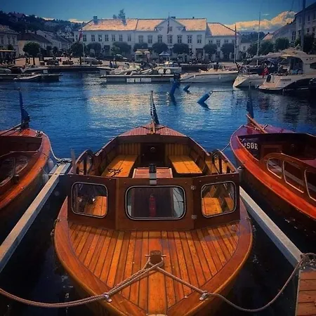 Great House In Centre * Risør