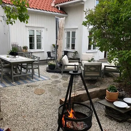 Сasa de vacaciones Great House In Centre Risør